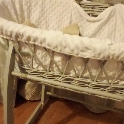 Wicker oval moses - basket, with