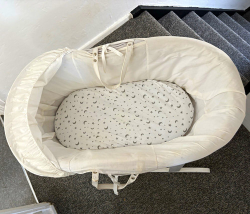 White oval moses basket stars - oval,