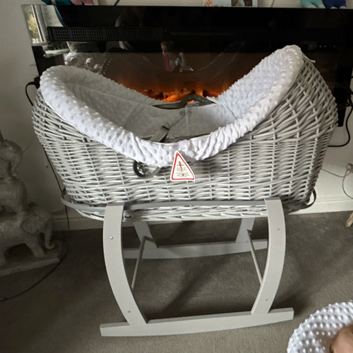 White wicker oval - white, basket