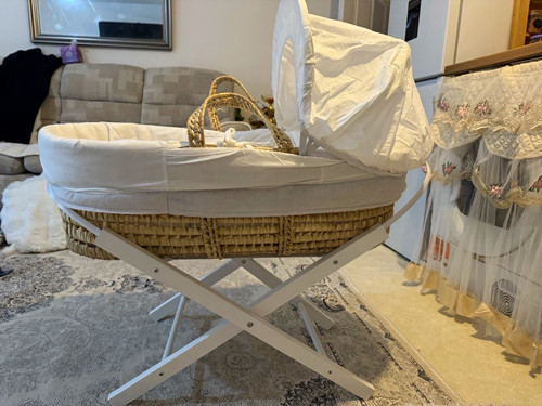 Wicker oval moses - wicker,