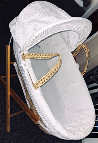 White wicker oval moses - wicker,
