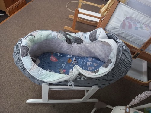 Folding moses basket - stand, for