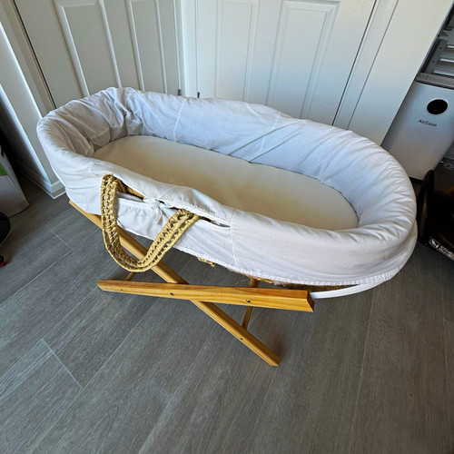 White wicker oval moses basket - white,